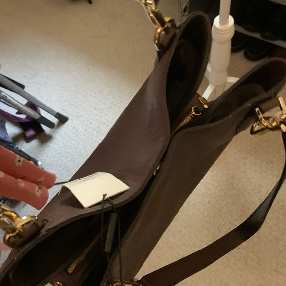 NWT Brown Leather Calvin Klein Bag-last price drop - Picture 3 of 6